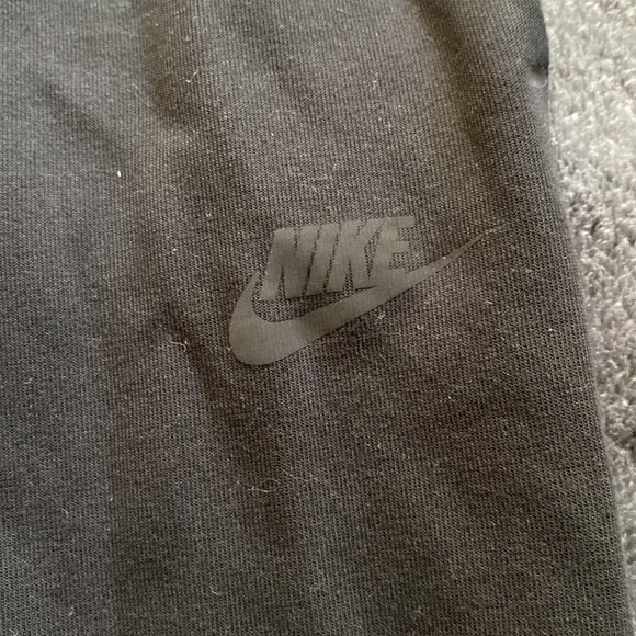Nike tech black sweats - Picture 2 of 3